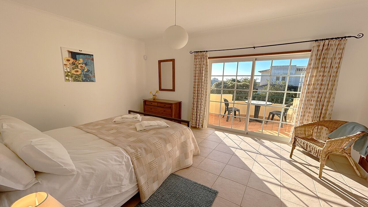 Photo of Bedroom in Albardeira