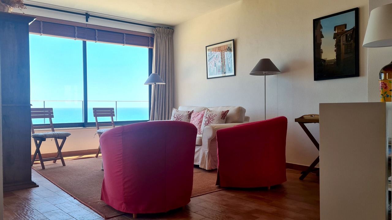 Photo of Livingroom in Peneco Beach