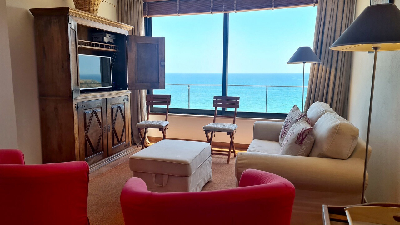 Photo of Livingroom in Peneco Beach