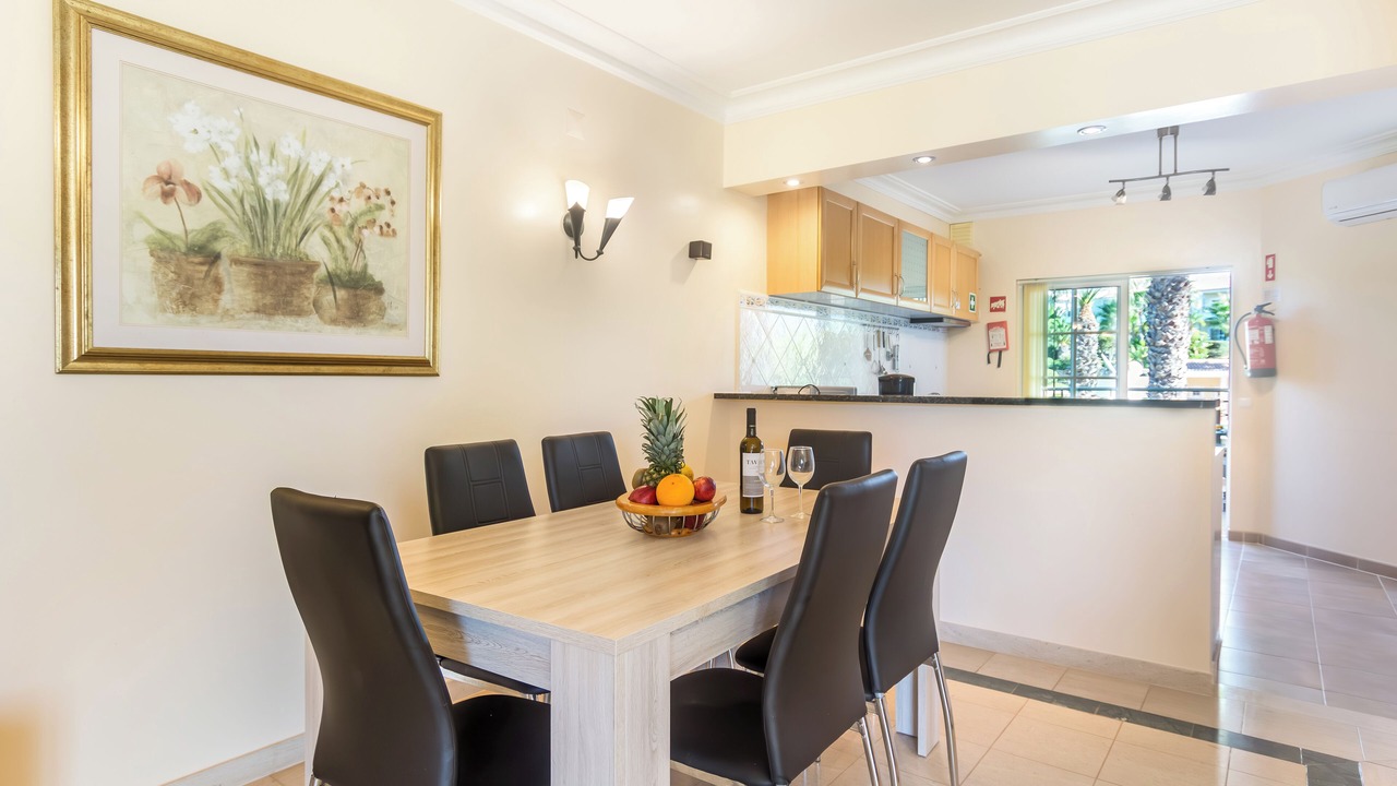 Photo of Kitchen in Estombar