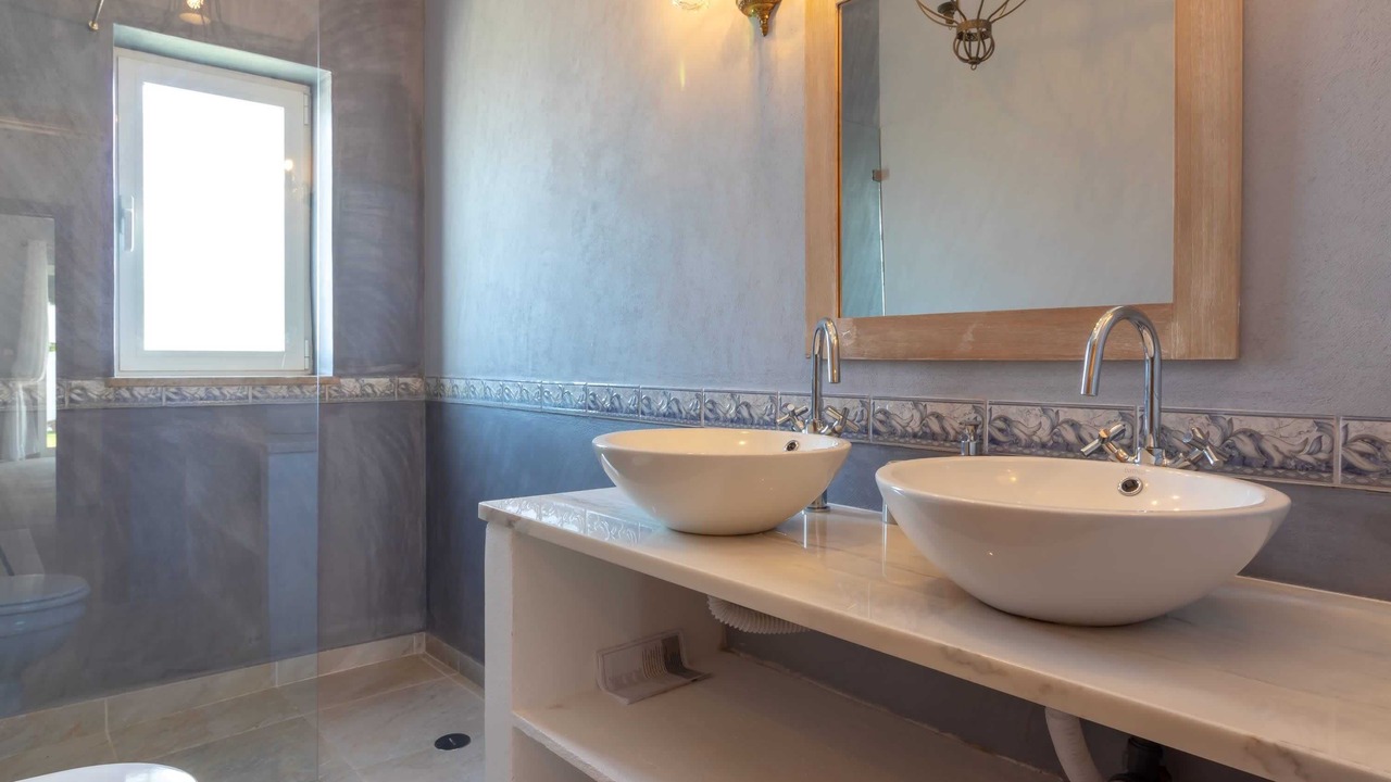 Photo of Bathroom in Ferragudo