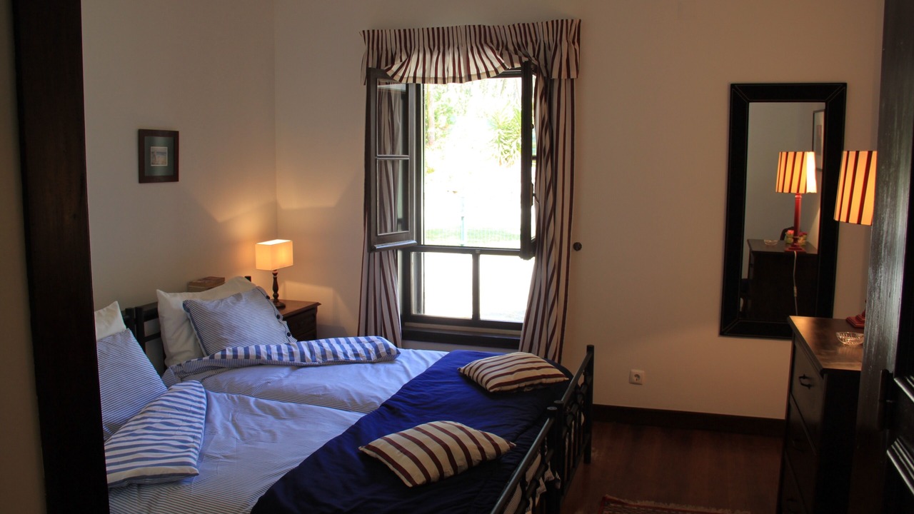 Photo of Bedroom in Colares
