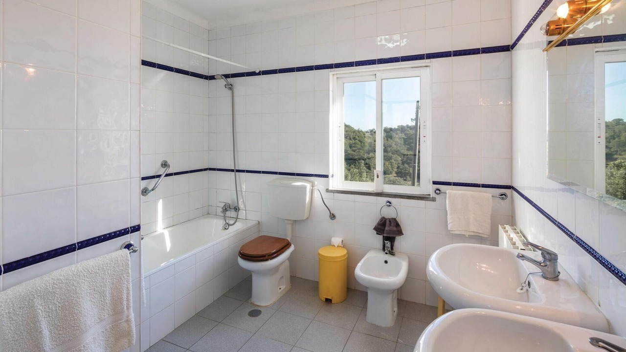 Photo of Bathroom in Campina