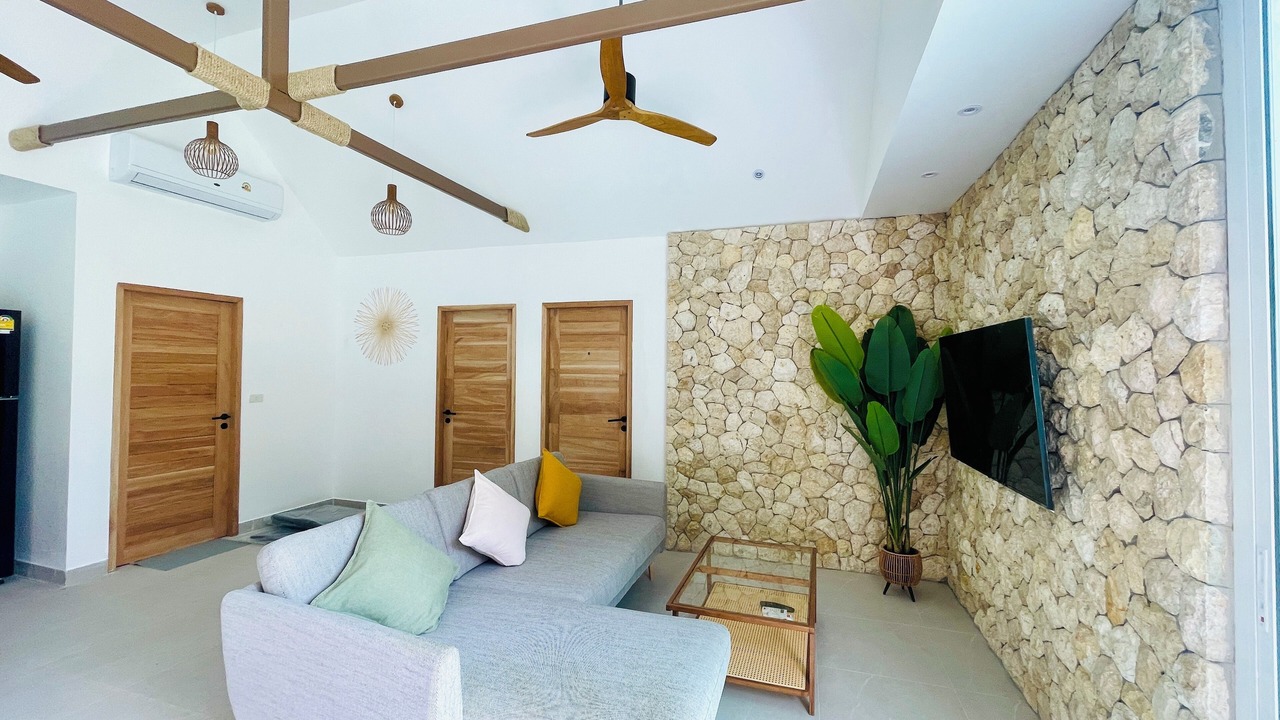 Photo of Livingroom in Karon