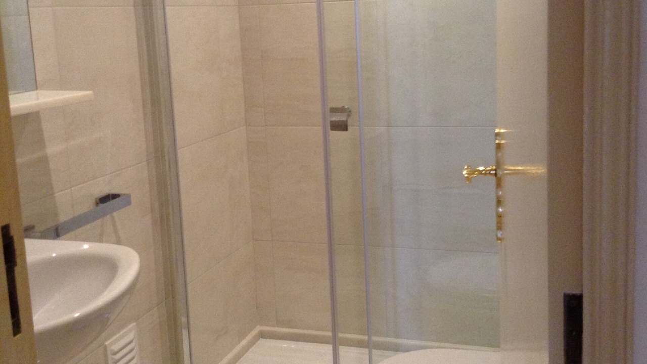 Photo of Bathroom in Ferragudo