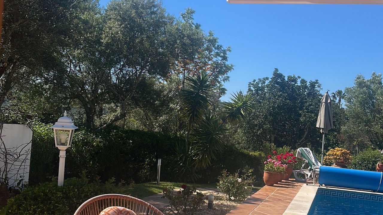 Photo of Outdoor in Betunes