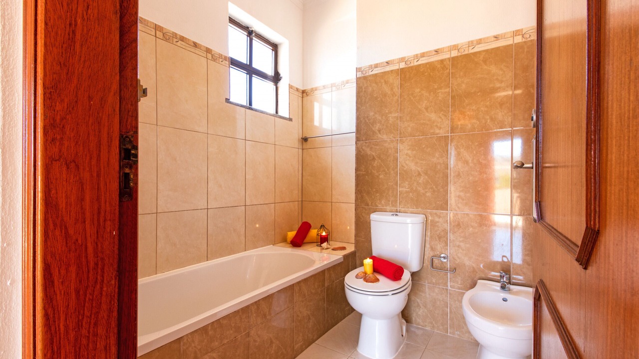 Photo of Bathroom in Gale