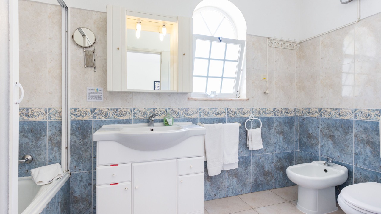 Photo of Bedroom in Mato Serrao