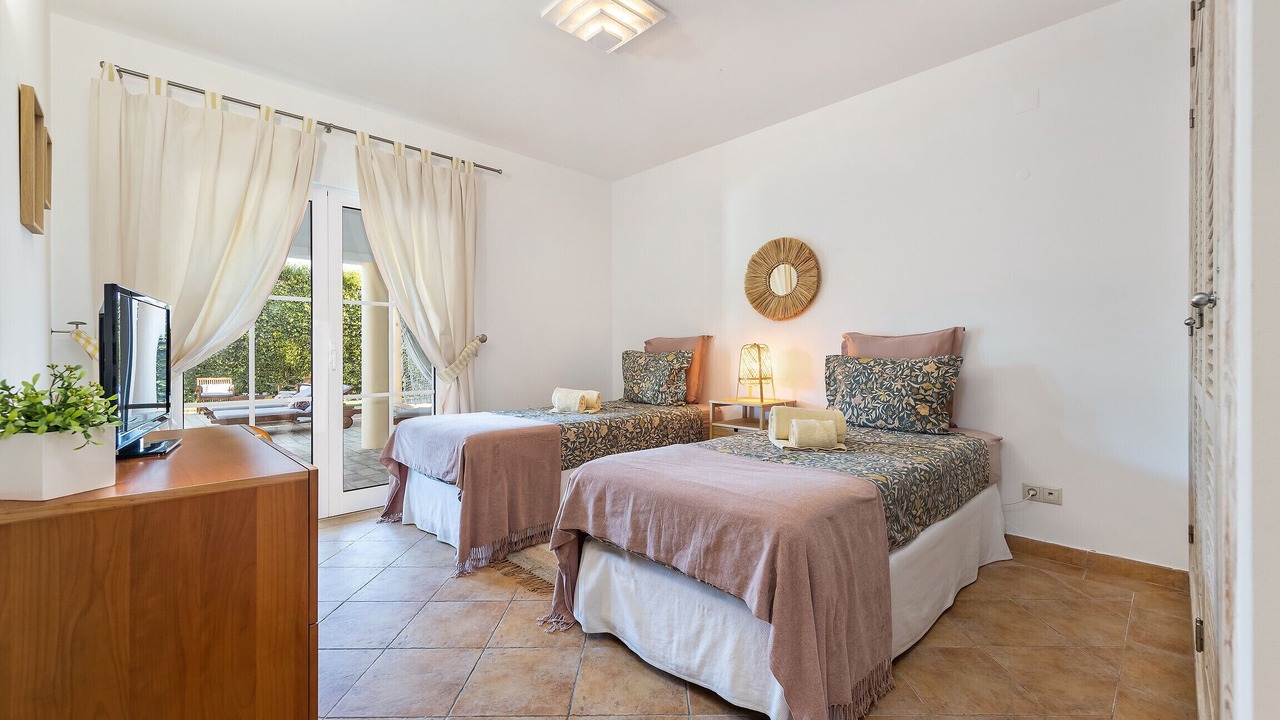 Photo of Bedroom in Branqueira
