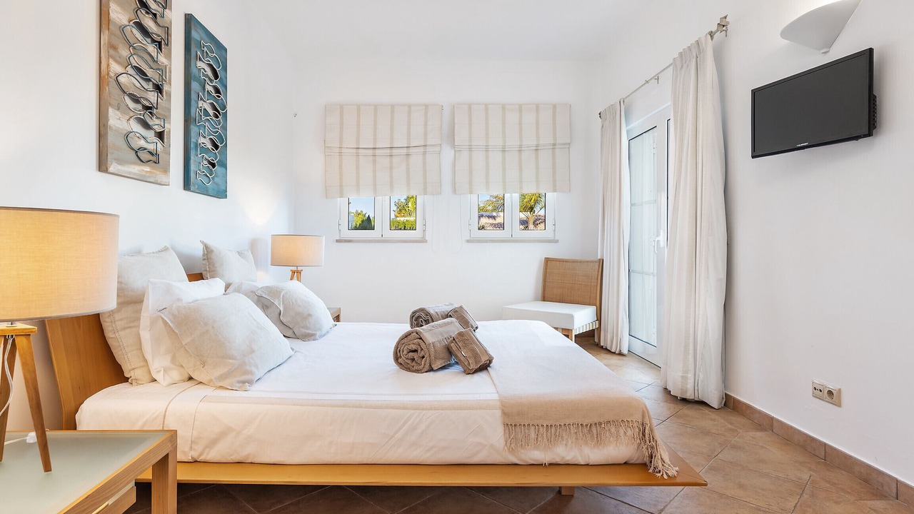 Photo of Bedroom in Branqueira