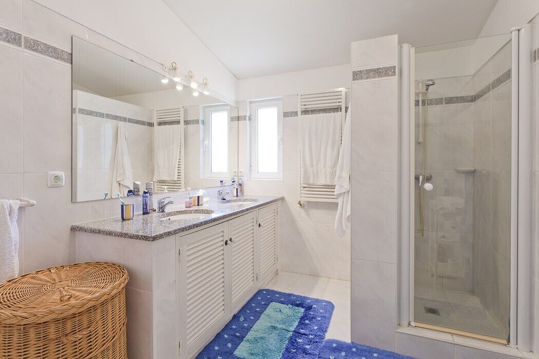 Photo of Bathroom in Carvoeiro