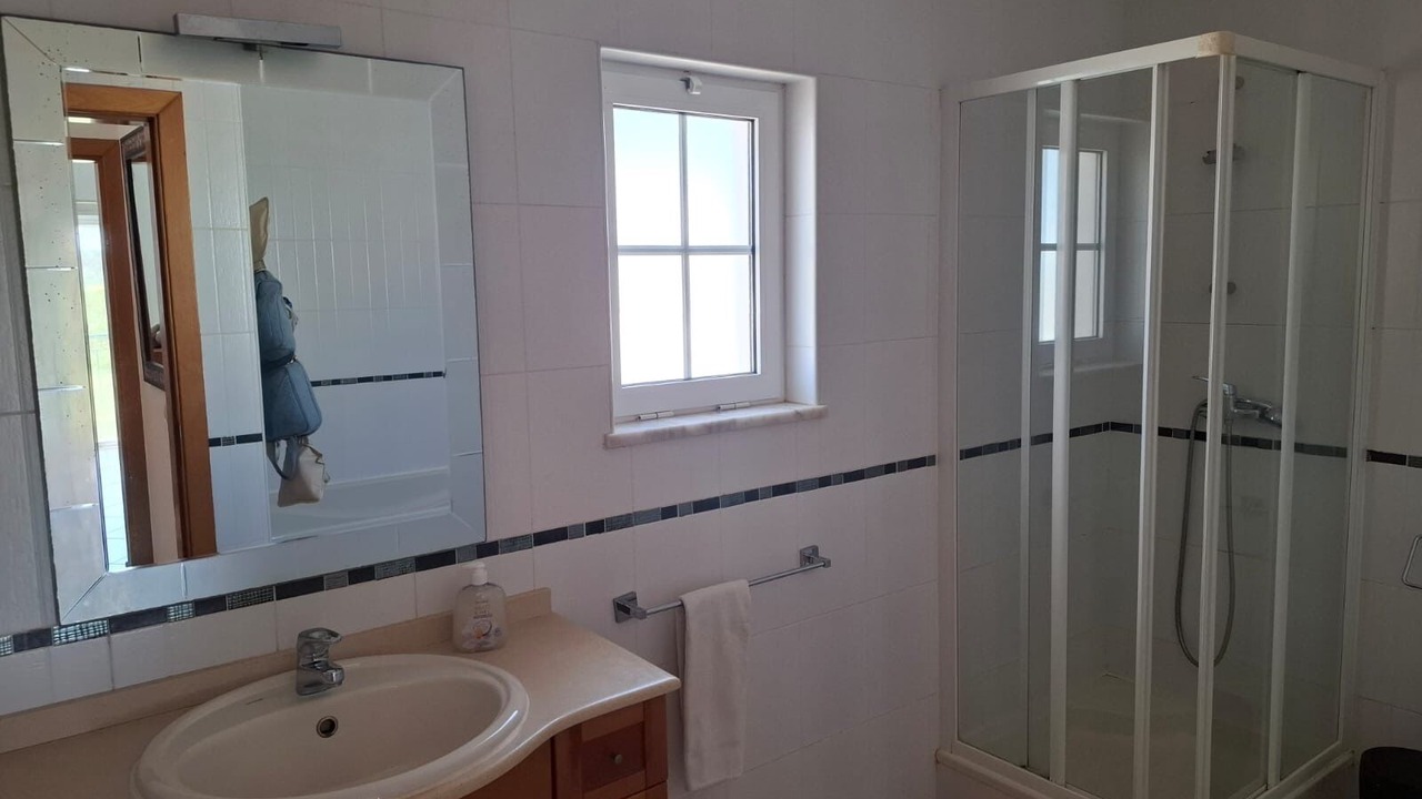 Photo of Bathroom in Ferragudo