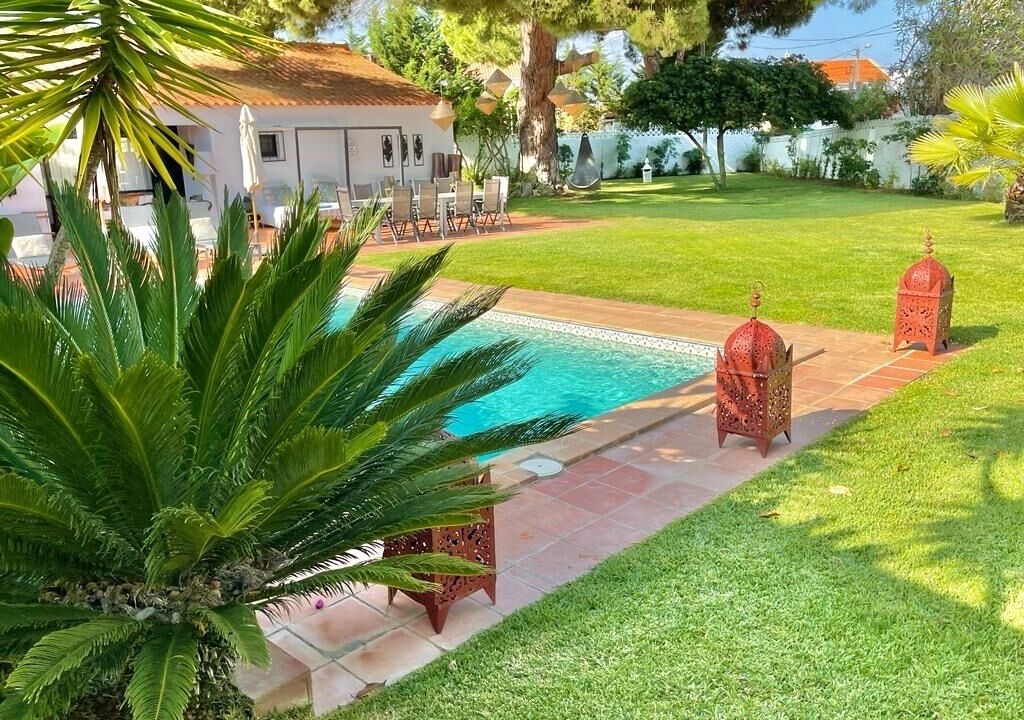 Photo of Outdoor in Alfa-Mar