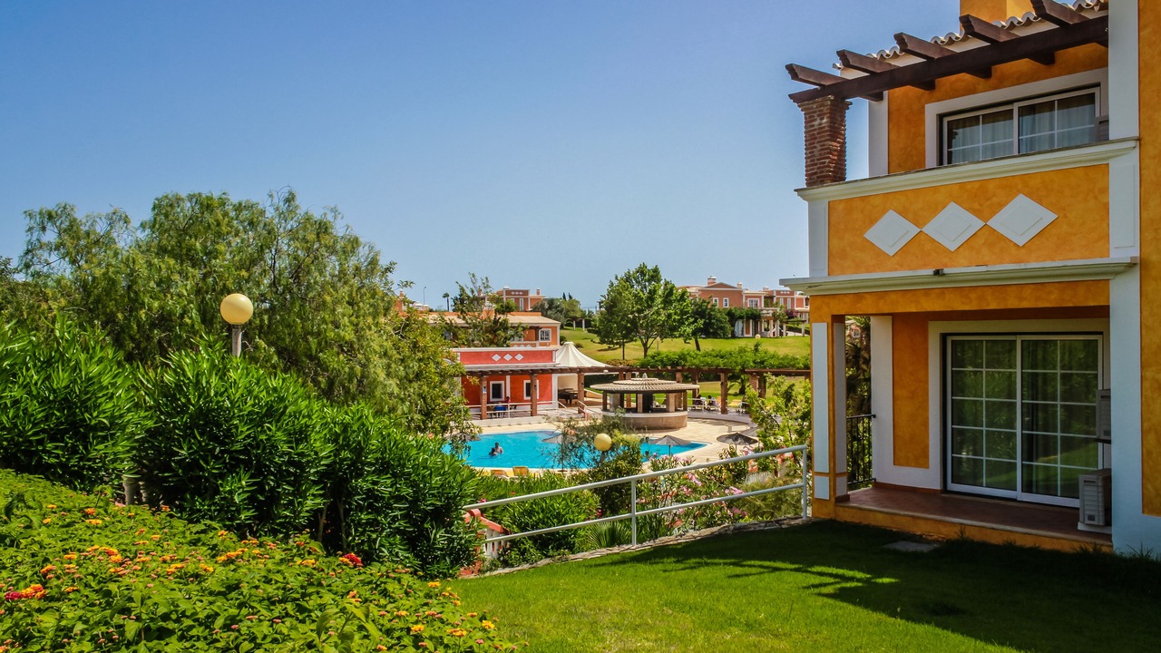 Photo of Outdoor in Estombar