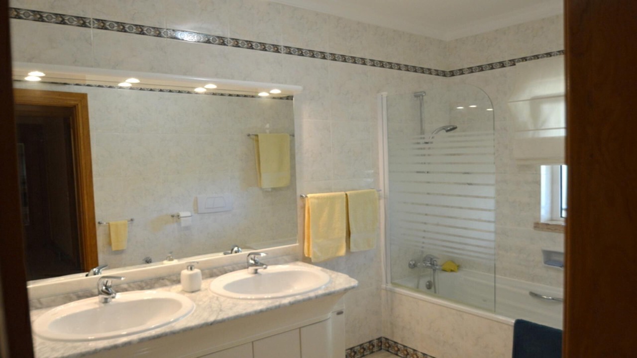 Photo of Bathroom in Vilamoura