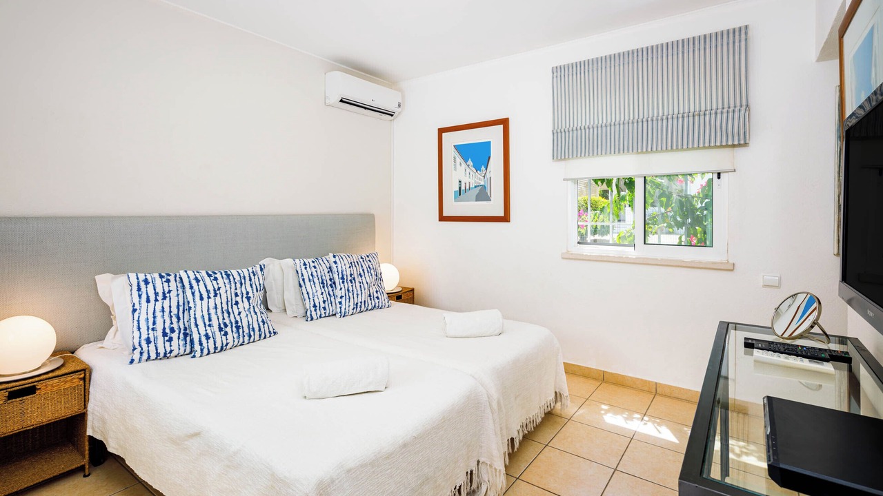 Photo of Bedroom in Vale do Lobo