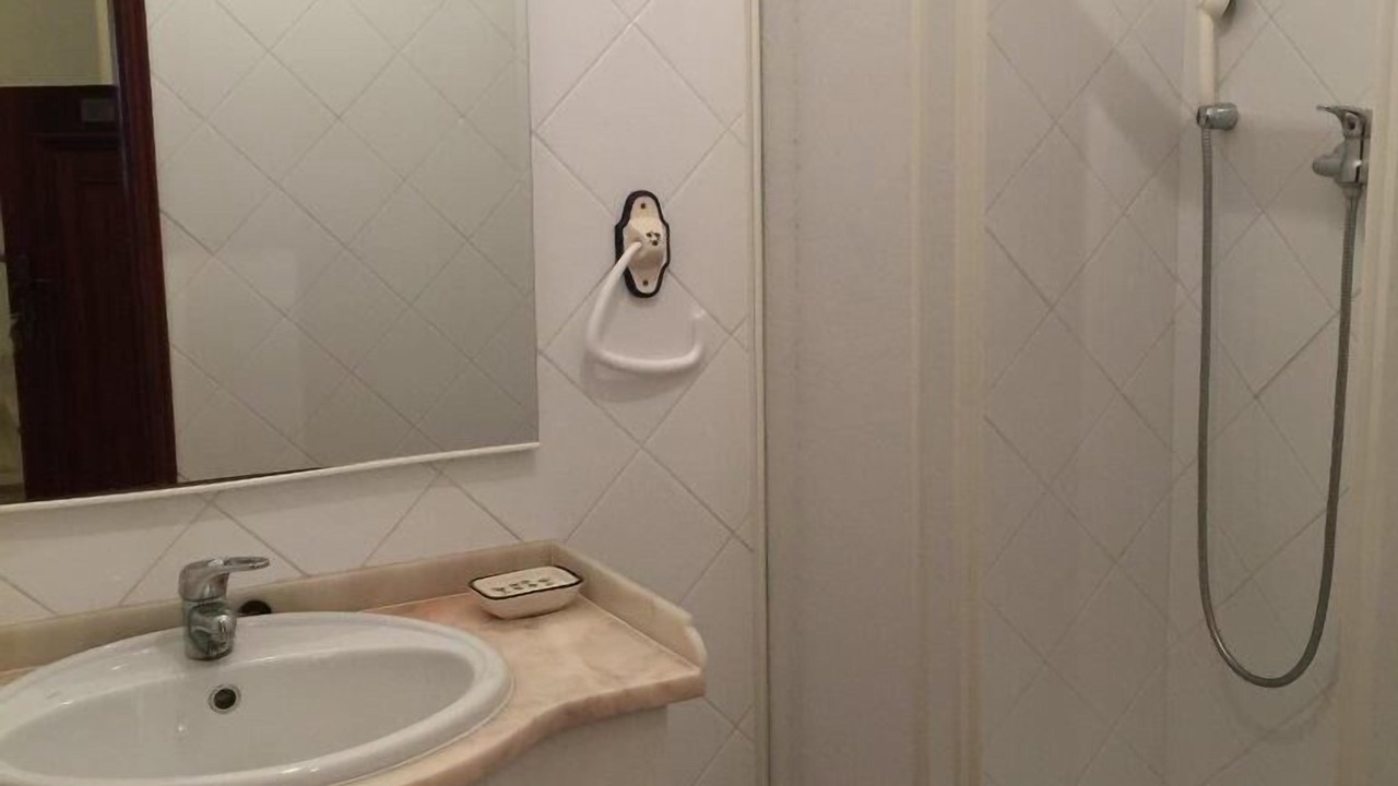 Photo of Bathroom in Altura