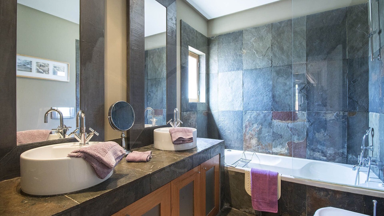 Photo of Bathroom in Quarteira