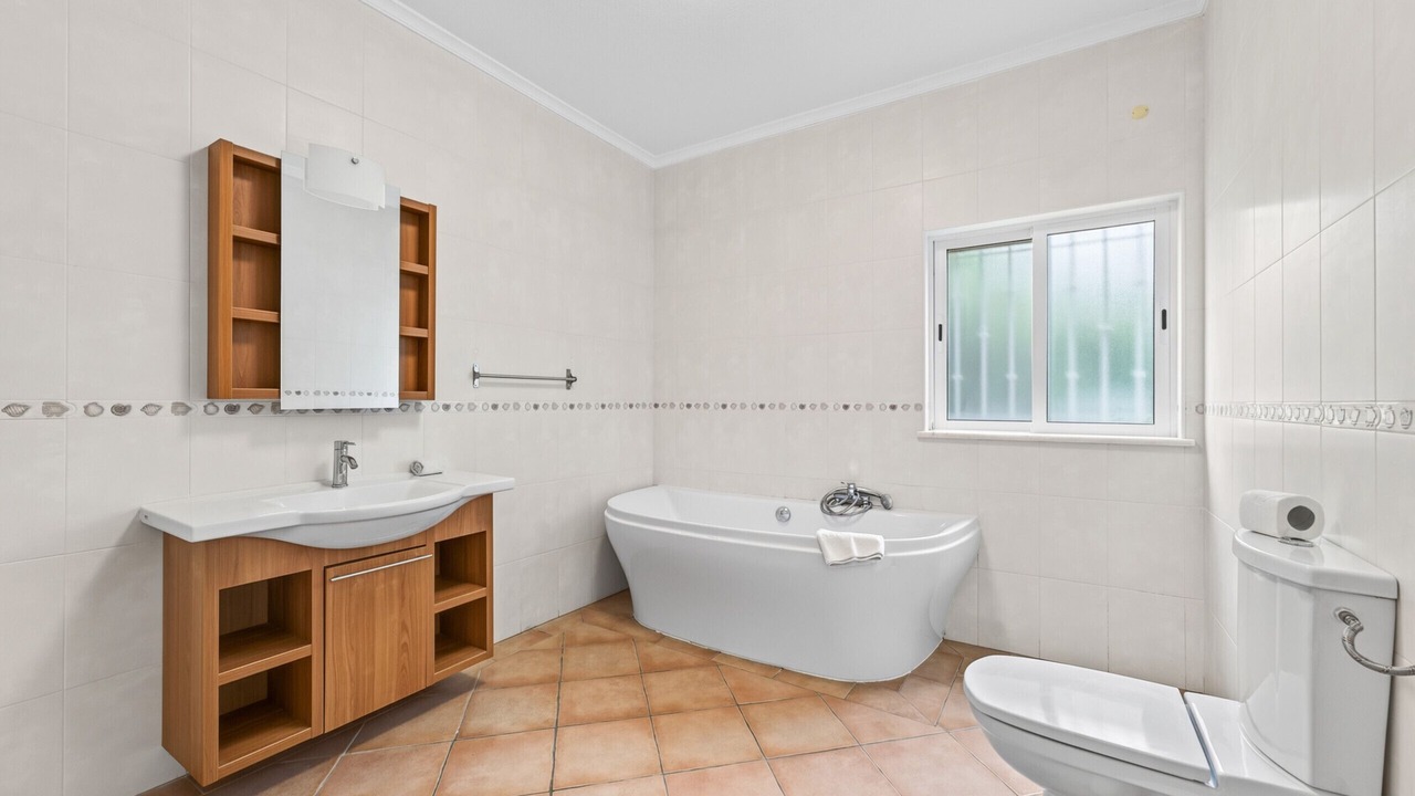 Photo of Bathroom in Ferrarias