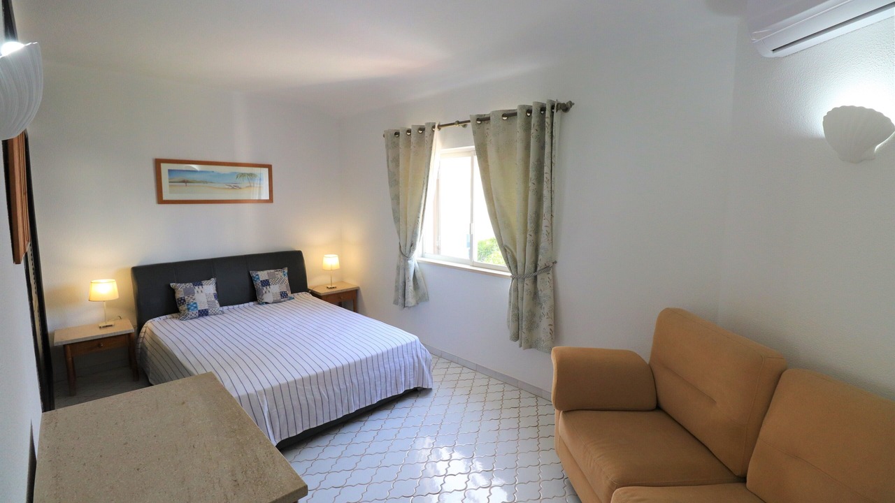 Photo of Bedroom in Vale do Lobo