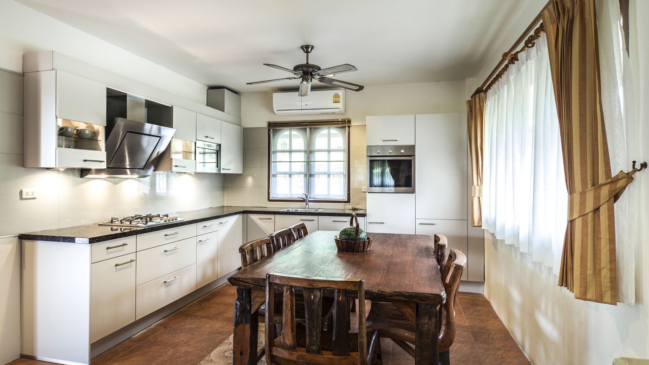 Photo of Kitchen in Moo 5