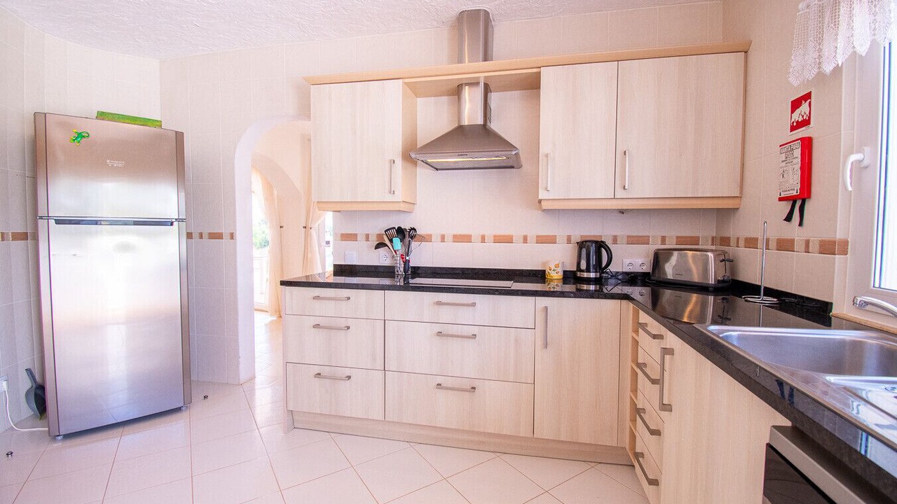 Photo of Kitchen in Lagoa e Carvoeiro