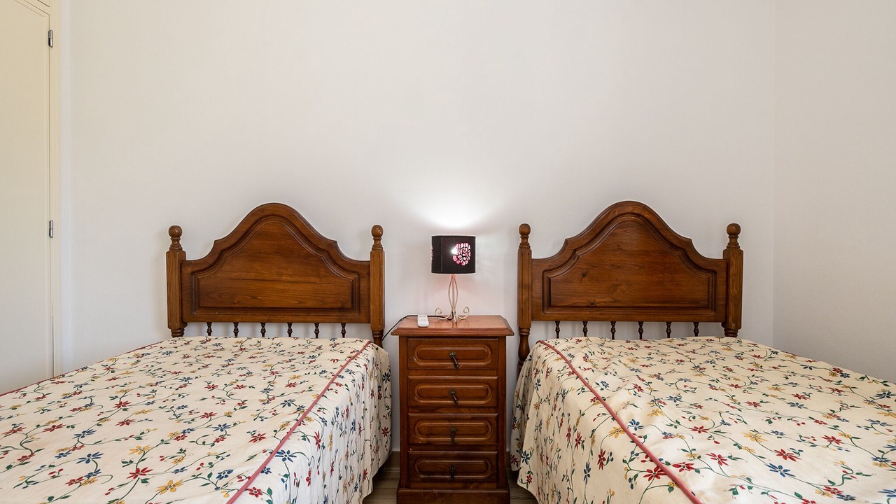 Photo of Bedroom in Alporchinhos