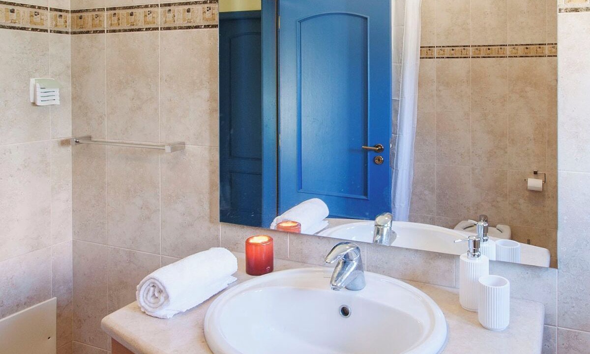 Photo of Bathroom in Ericeira