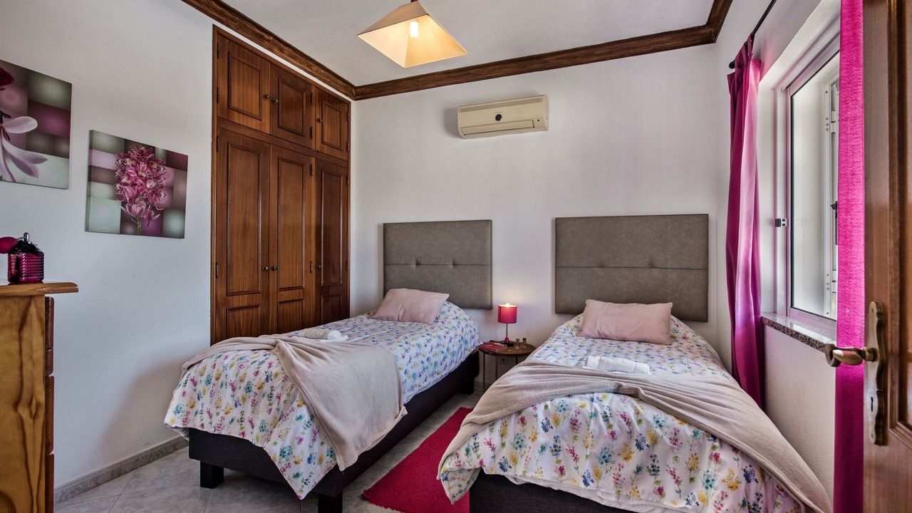 Photo of Bedroom in Monte Raposo