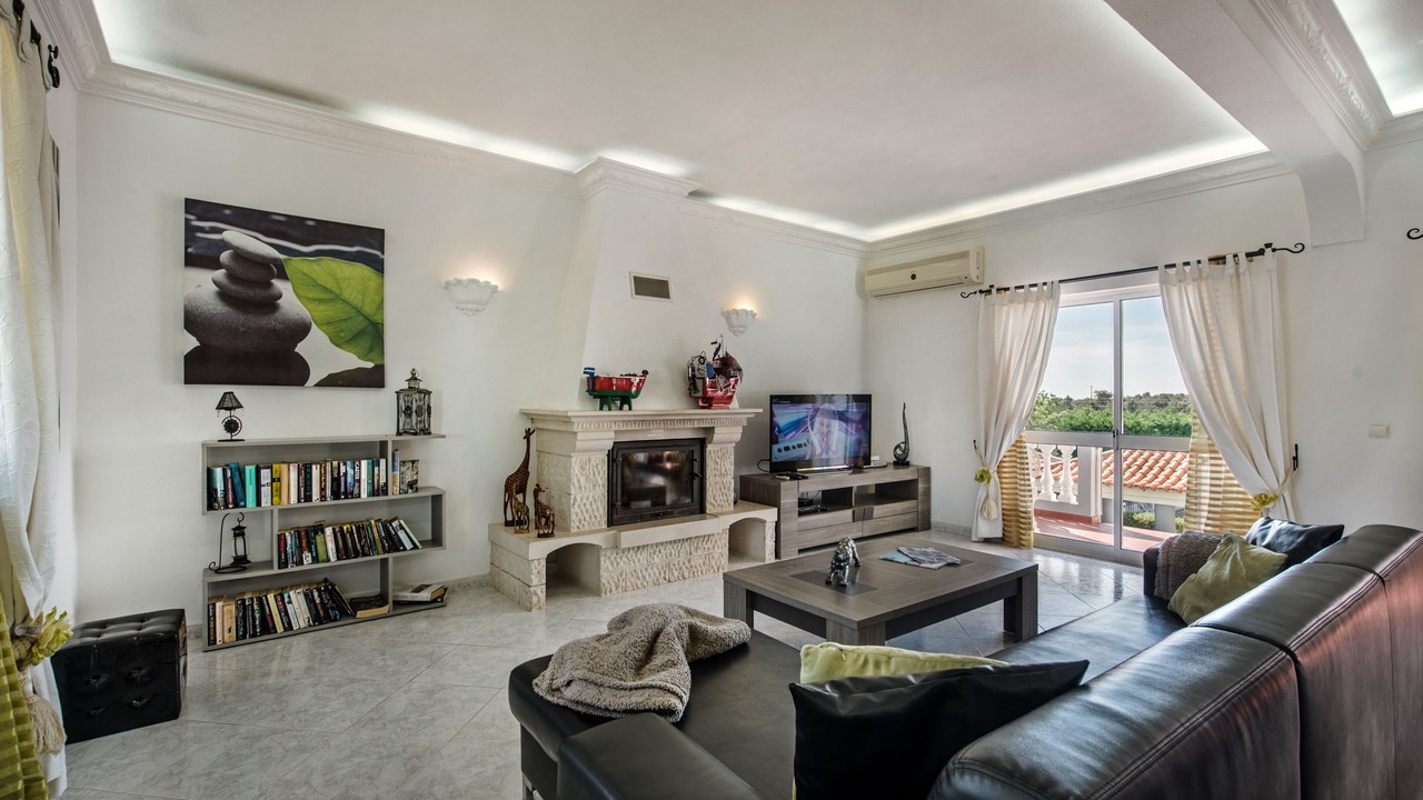 Photo of Livingroom in Monte Raposo