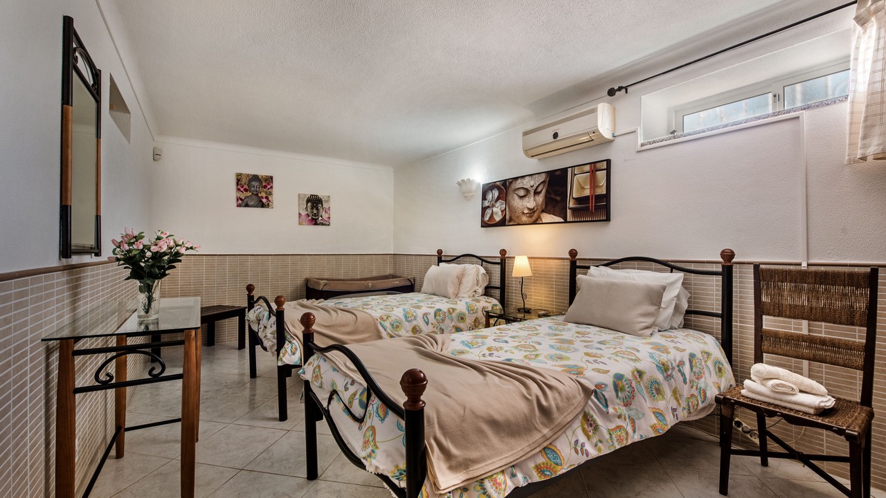 Photo of Bedroom in Monte Raposo