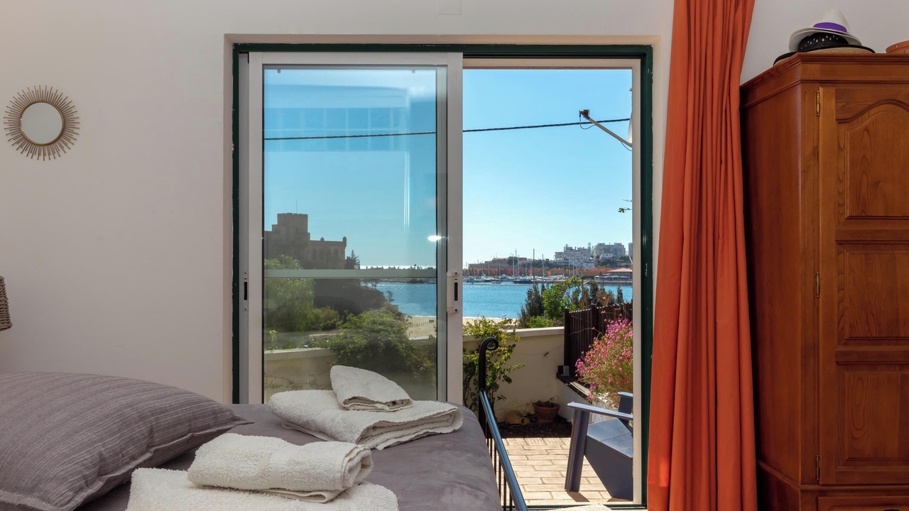 Photo of Bedroom in Ferragudo