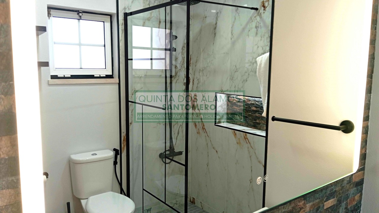 Photo of Bathroom in Guia