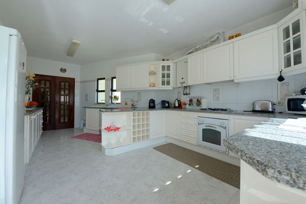 Photo of Kitchen in Lagoa e Carvoeiro