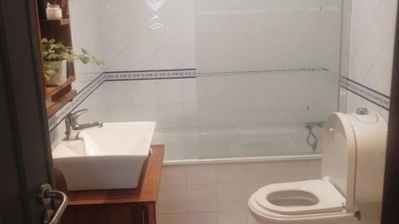 Photo of Bathroom in Ferragudo