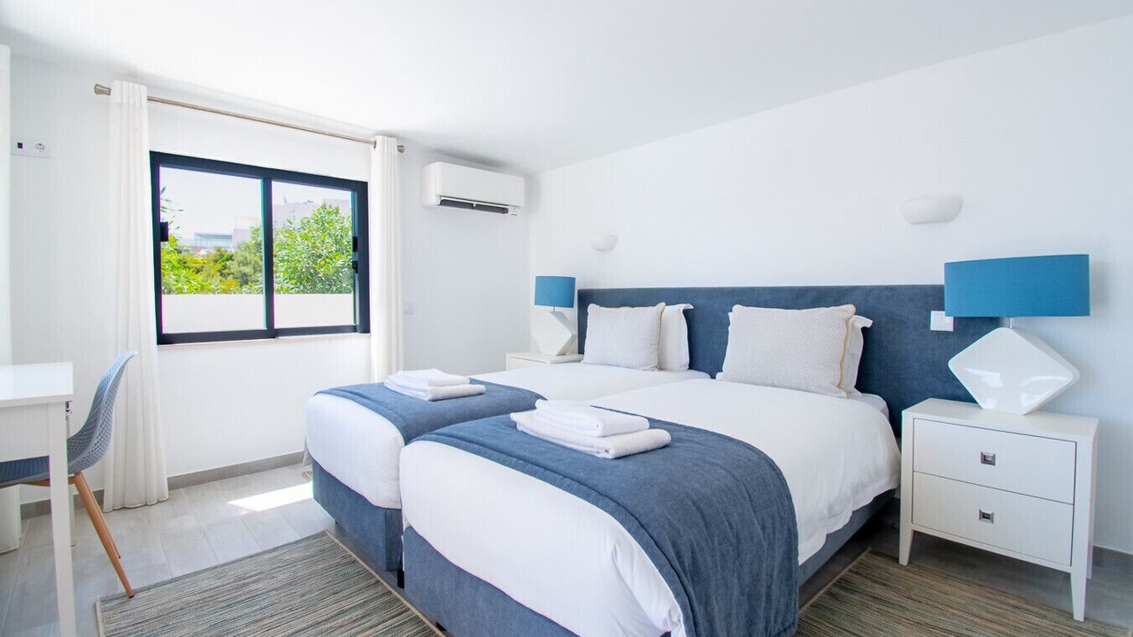 Photo of Bedroom in Vale de Centianes