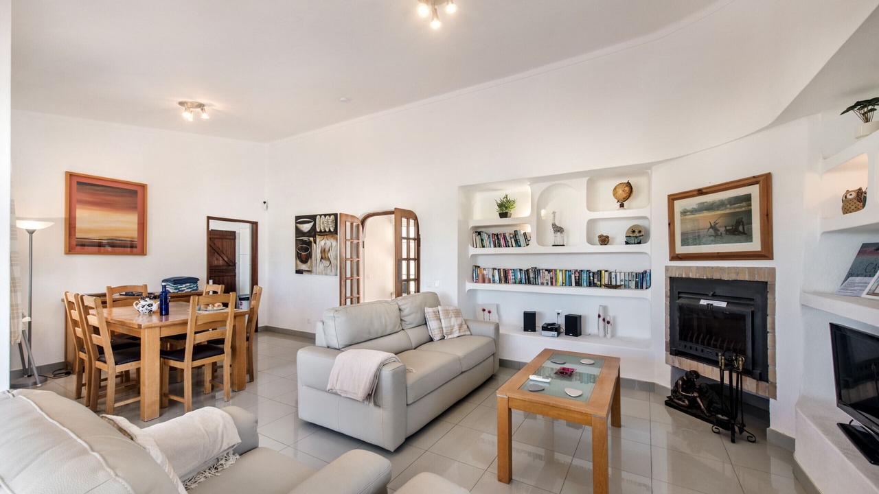 Photo of Livingroom in Guia
