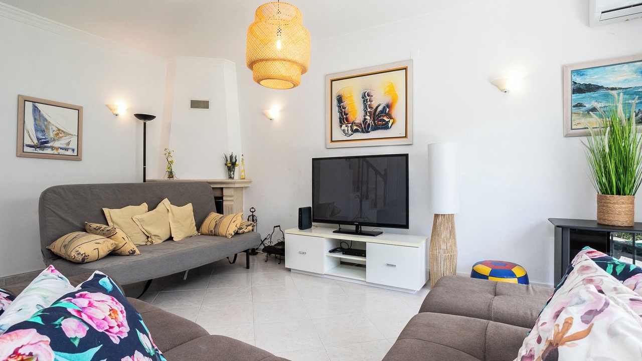 Photo of Livingroom in Urbanizacao dos Calicos