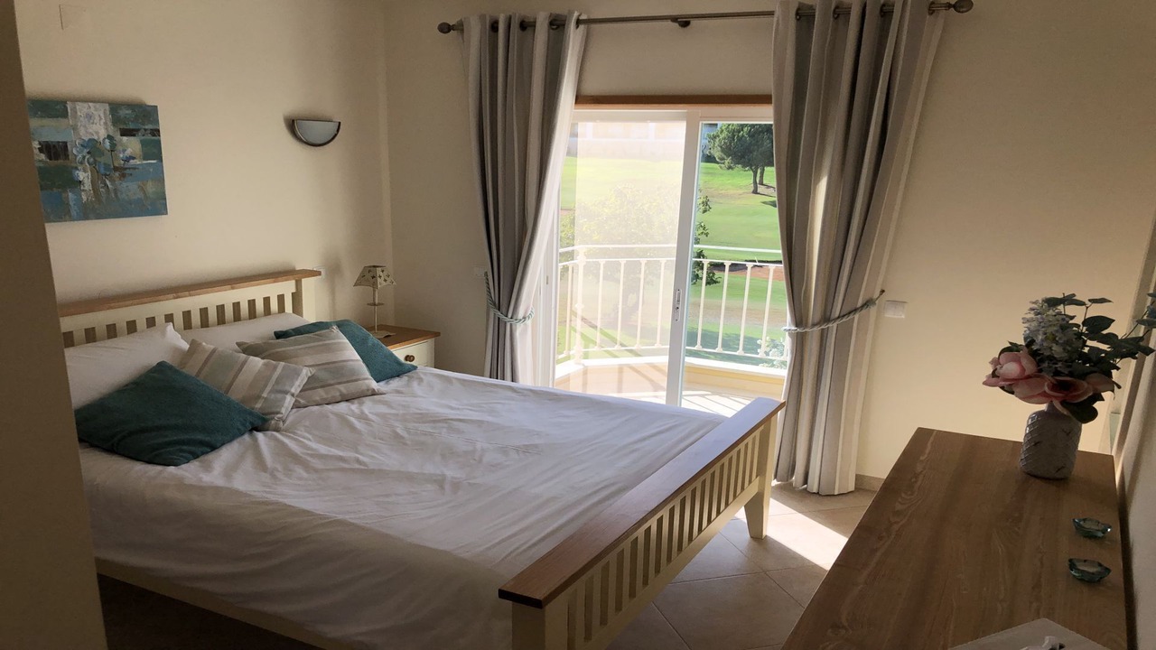 Photo of Bedroom in Atalaia