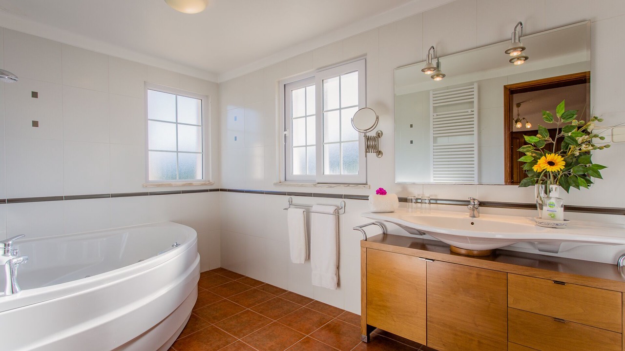 Photo of Bathroom in Almancil