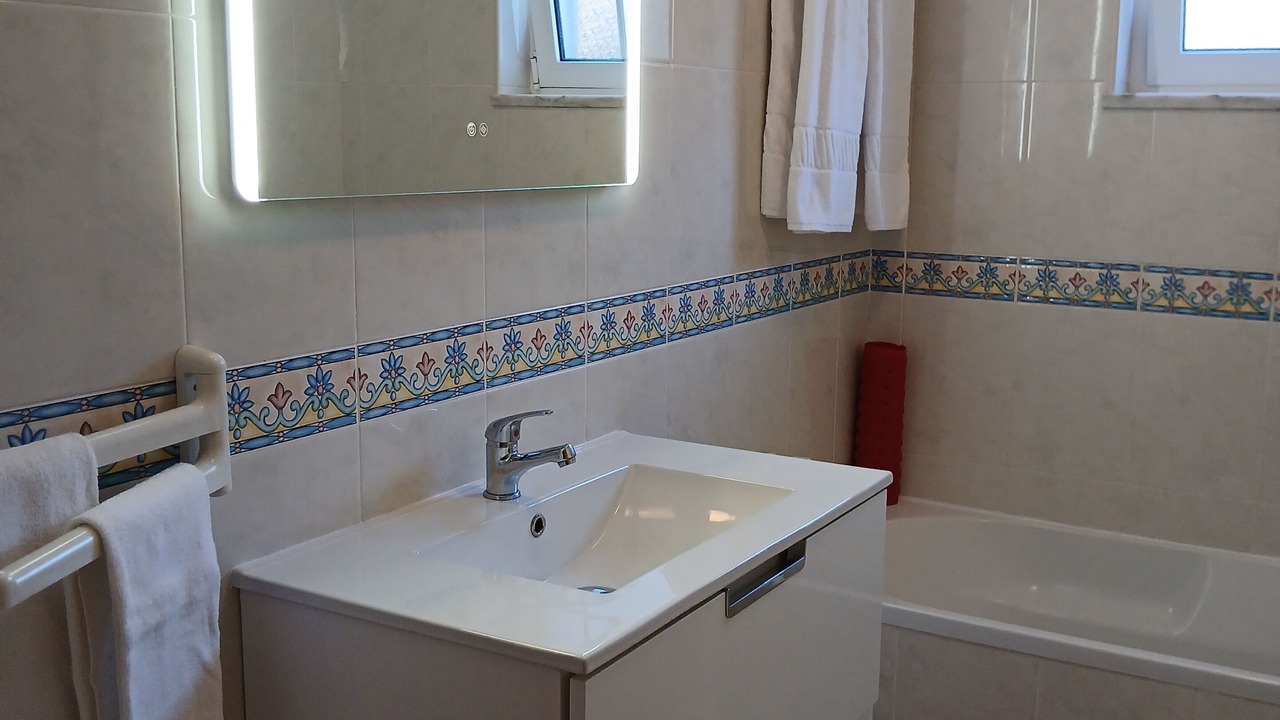 Photo of Bathroom in Vale de Carro