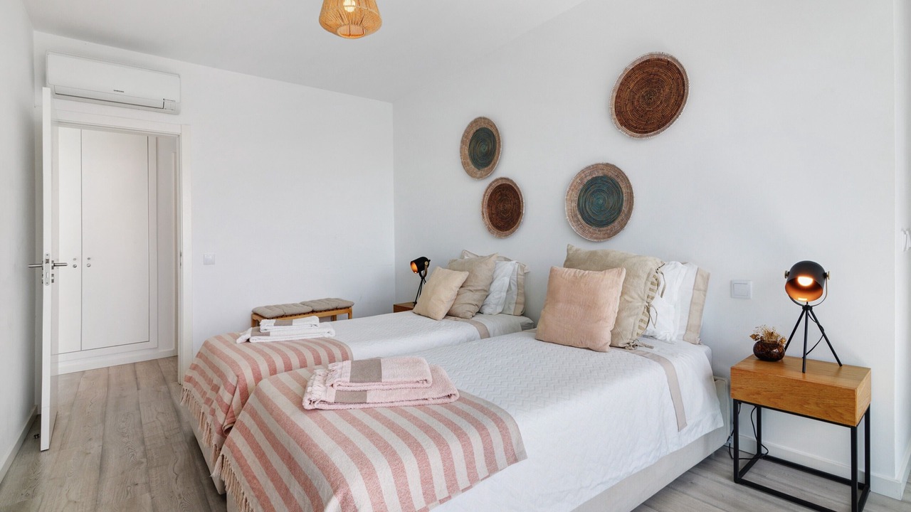 Photo of Bedroom in Correeira