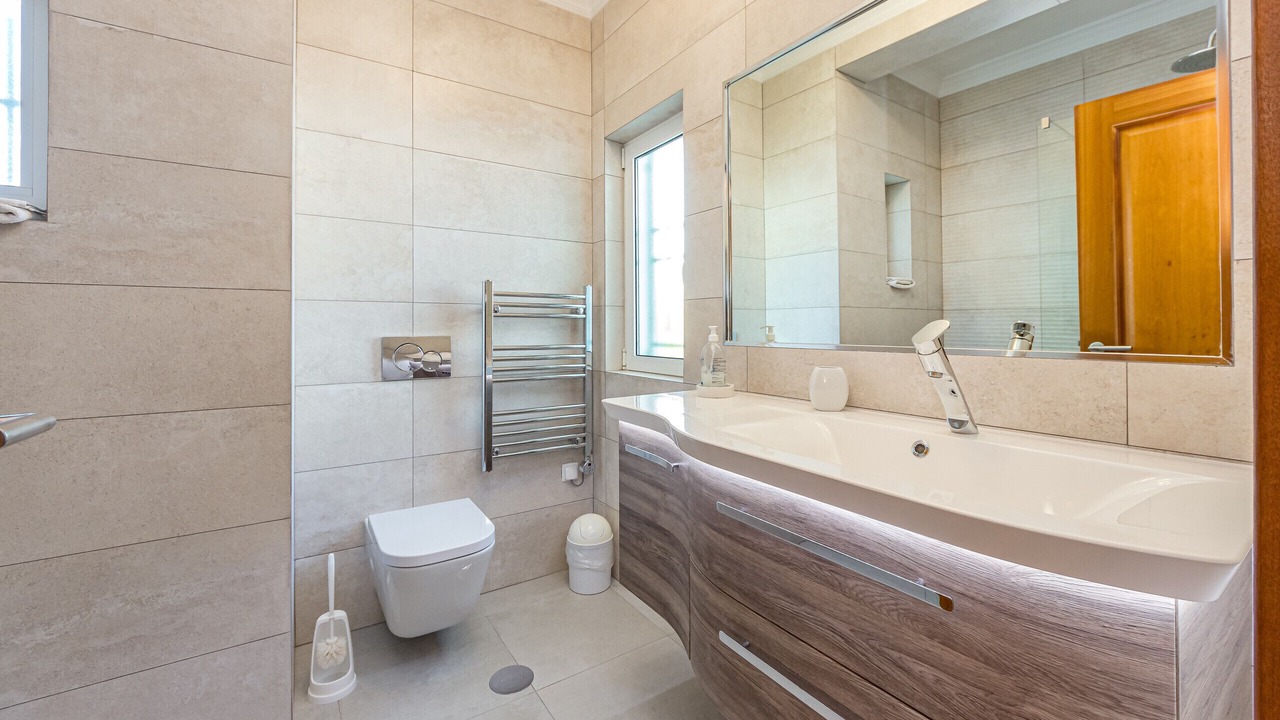 Photo of Bathroom in Correeira