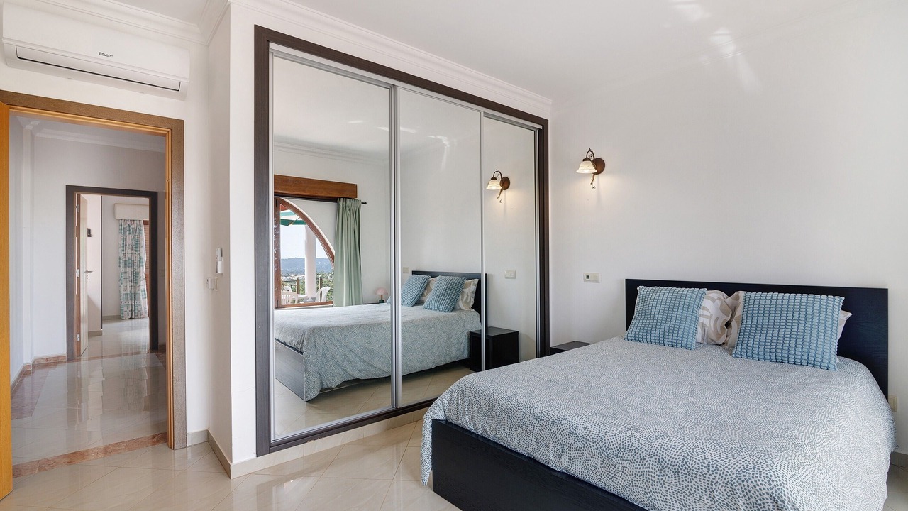 Photo of Bedroom in Campina