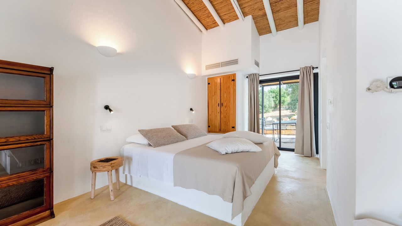 Photo of Bedroom in Charneca