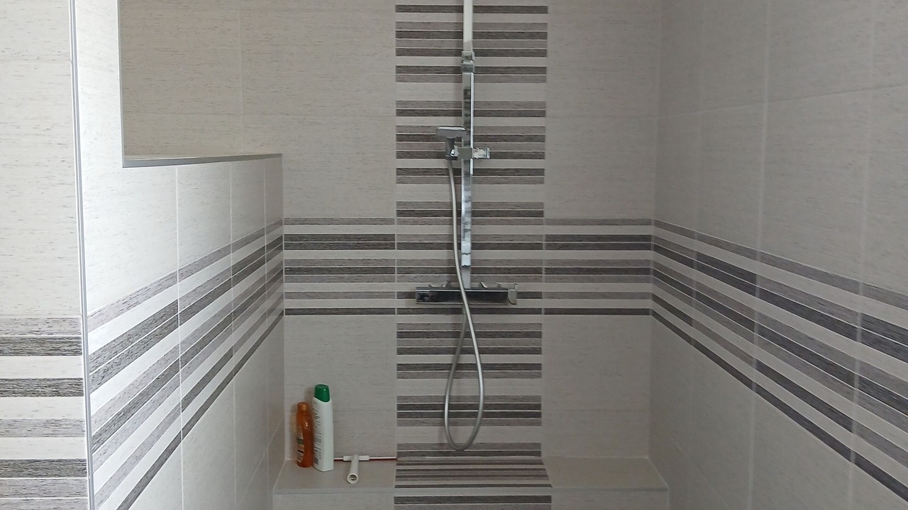 Photo of Bathroom in Tunes