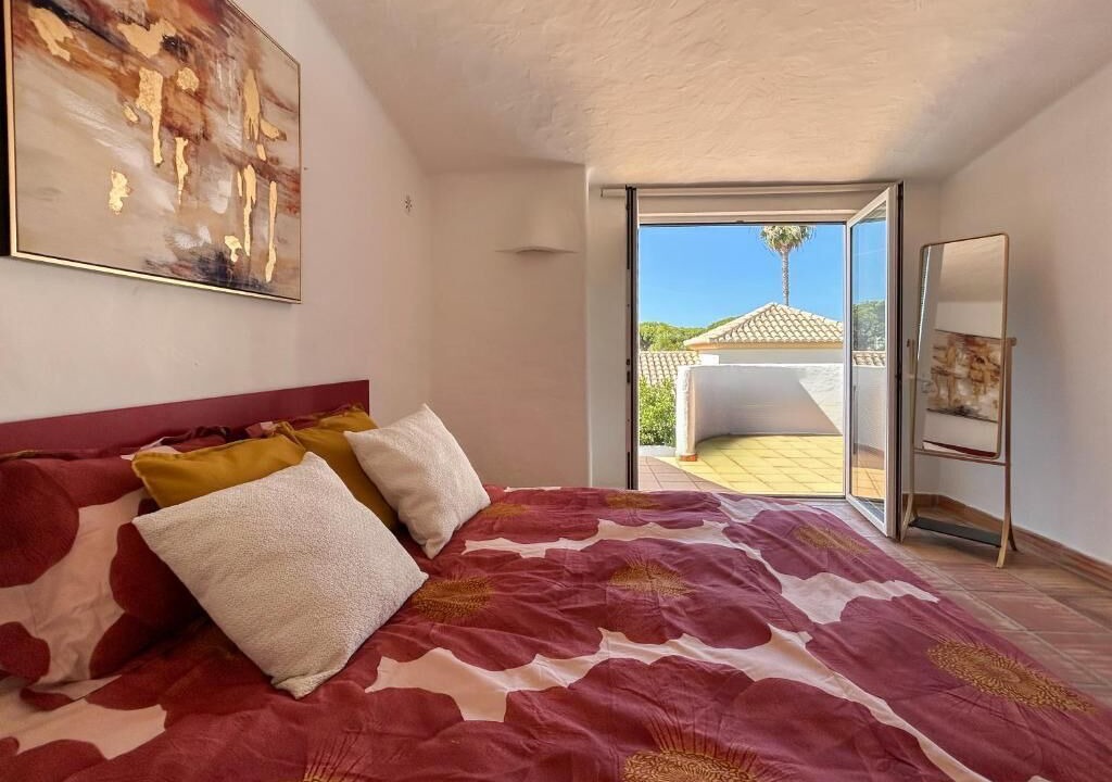Photo of Bedroom in Faro