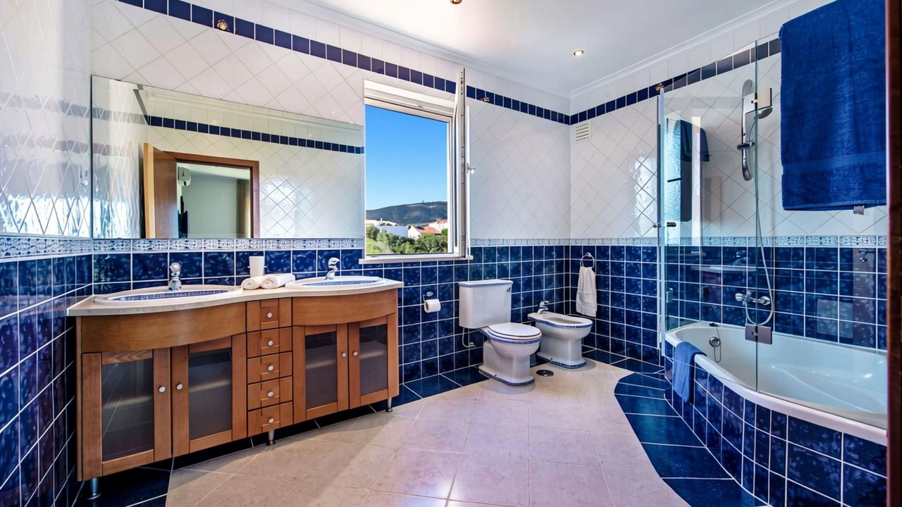 Photo of Bathroom in Olhao