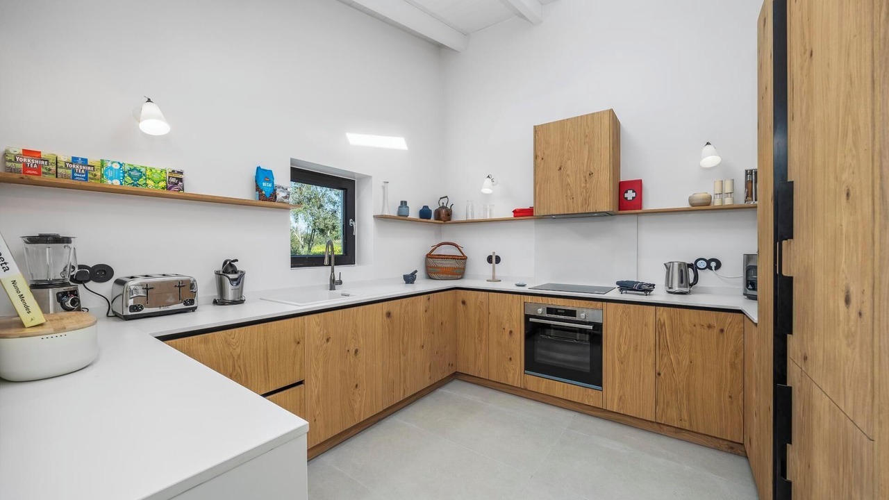 Photo of Kitchen in Alfeicao