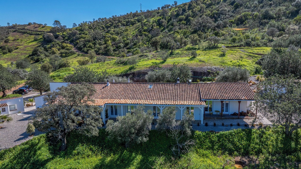 Photo of Outdoor in Santa Catarina da Fonte do Bispo
